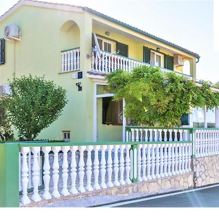Apartment Pelicaric Sali Dugi Otok Exterior photo